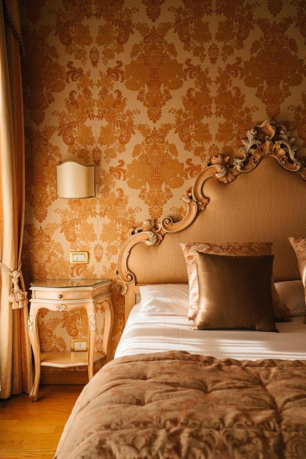 Palace Bed and breakfast 3*