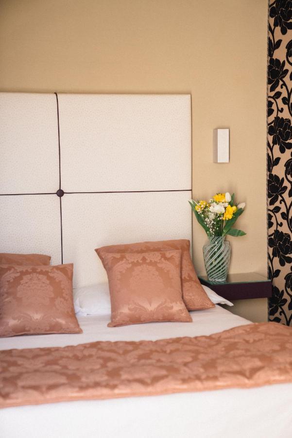 Bed and breakfast Palace 3*