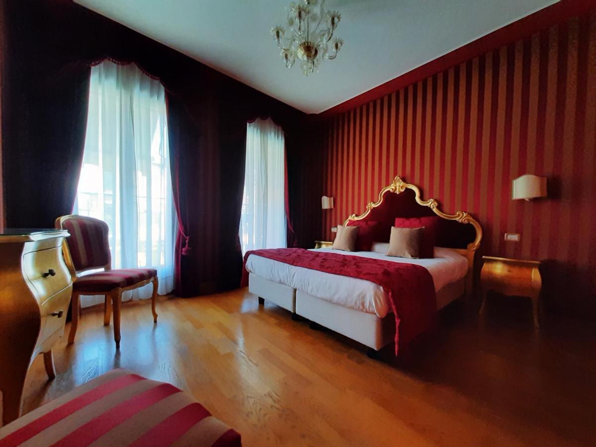 Palace Murano